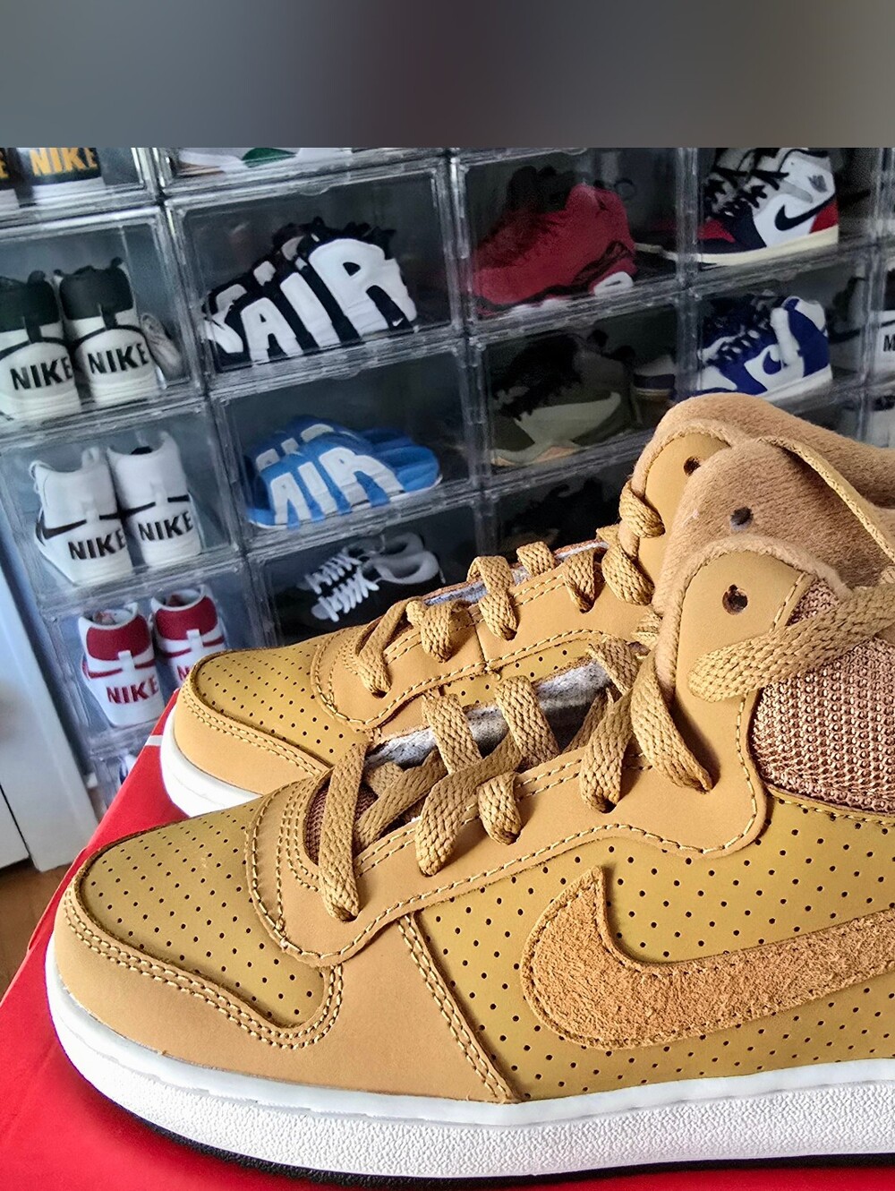 (Grade School Sizes) - Nike Court Borough Mid Wheat (Brand New) - Picture 16 of 16